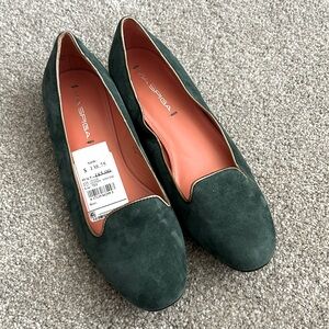 Via Spiga Green Suede Flats